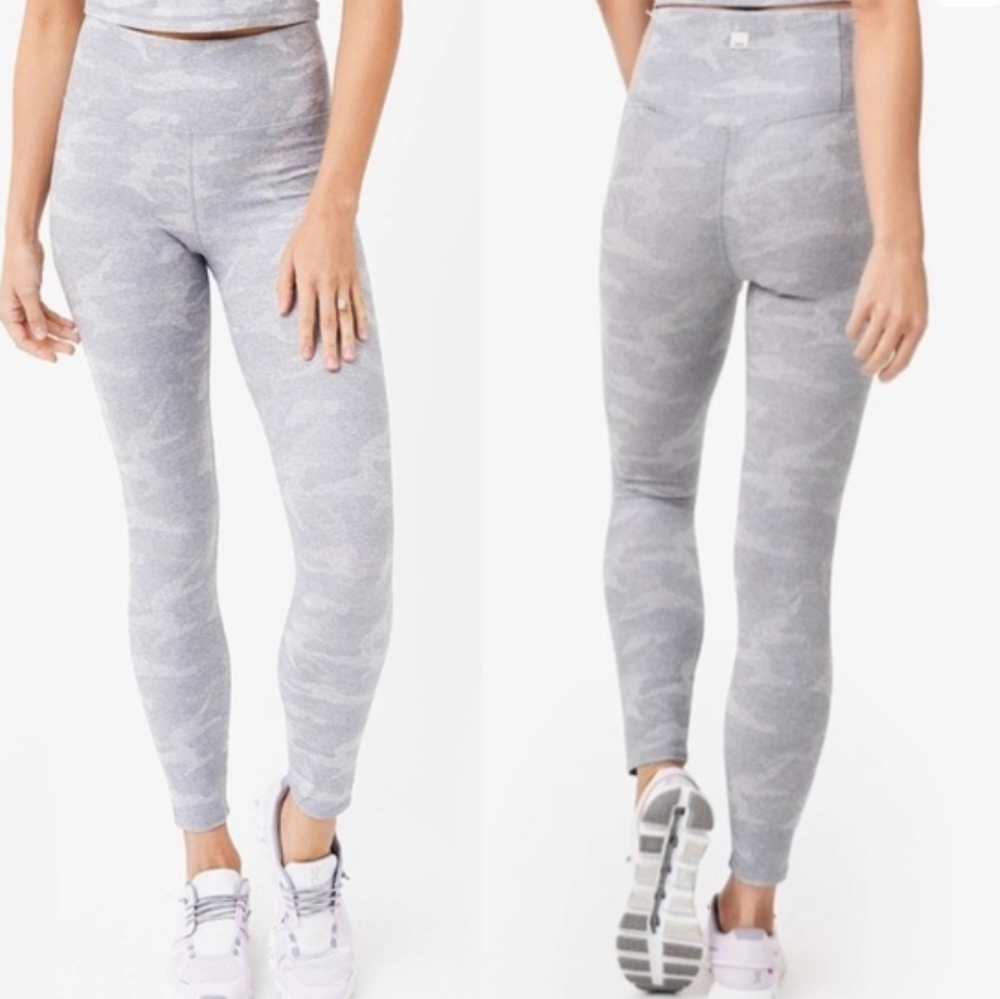 Vuori Clean Elevation Gray Camo Legging